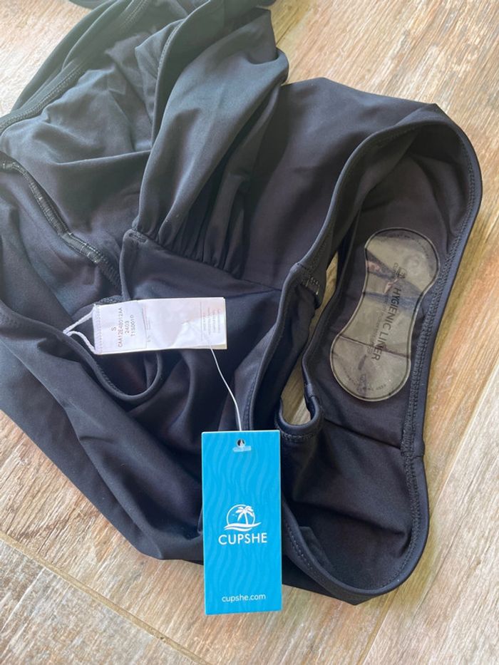 Maillot CUPSHE taille S - photo numéro 2
