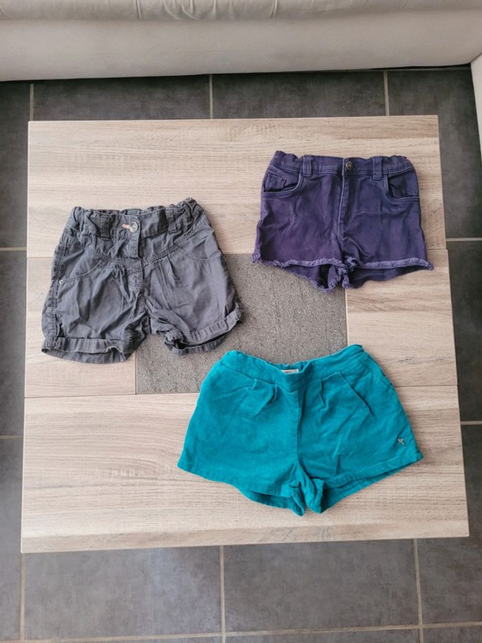 Lot 3 shorts
