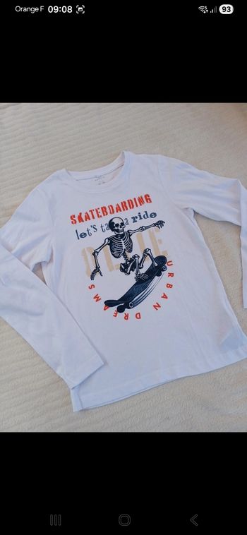 T.shirt garçon taille 7 ans