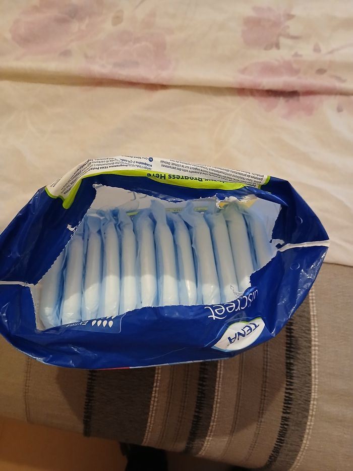 Lot de 18 protection tena - photo numéro 2