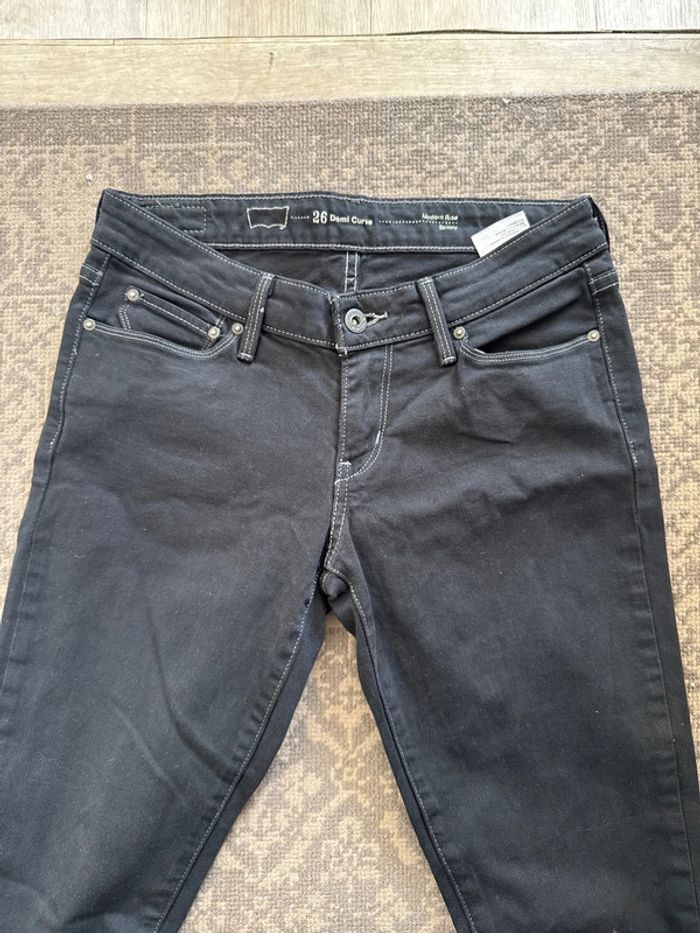Jean 👖 Levis - photo numéro 3