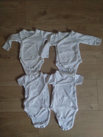 Lot de 4 bodies orchestra 1 mois manches courtes et manches longues