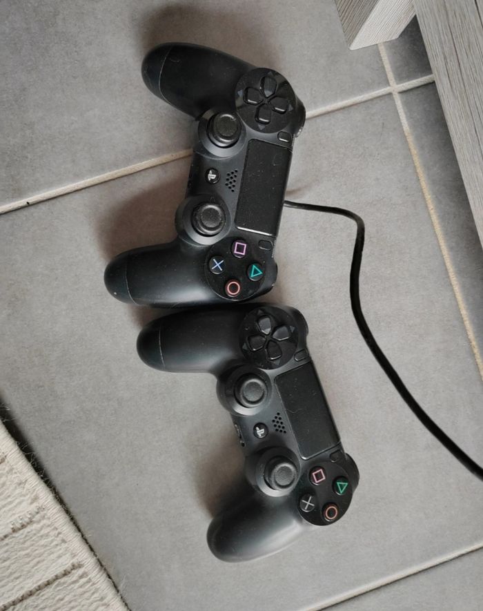 PS4 plus jeux - photo numéro 3