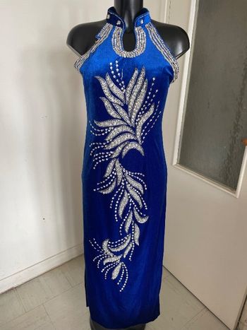Longue robe de soirée en velours avec strass taille 40/L