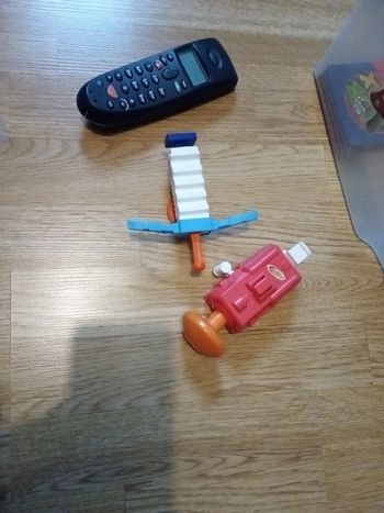 Lot de 2 petits nerfs