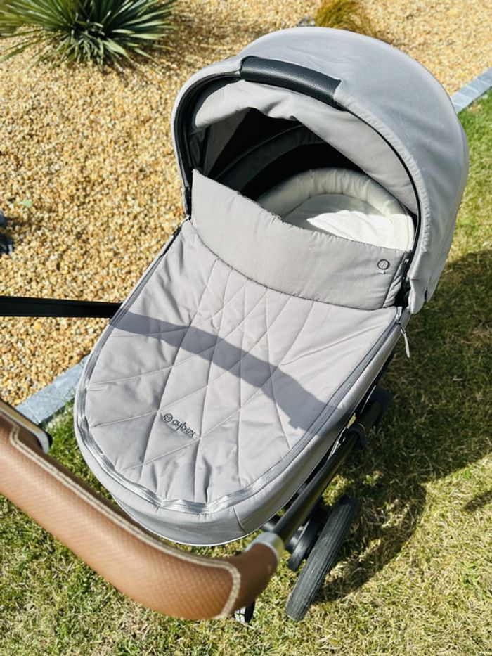 Poussette trio e-priam CYBEX - photo numéro 4