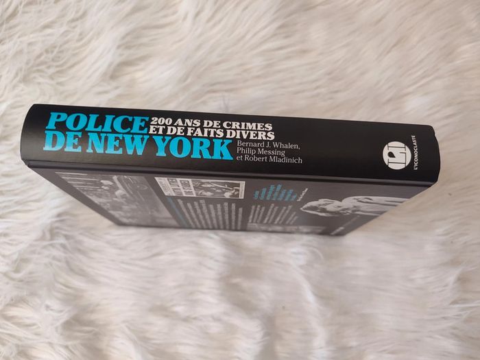Livres comme neuf 200 ans de crime et de fait divers police de new york - photo numéro 3