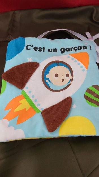 C'est un garçon ! livre tissu