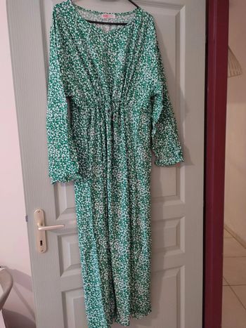 Robe longue légère à fleurs
