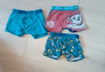 Lot 3 caleçons boxers 3/4 ans
