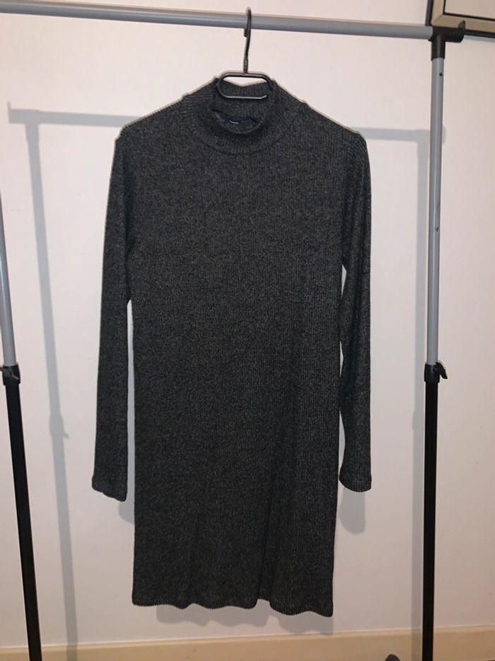 Robe mi longue moulante - photo numéro 3