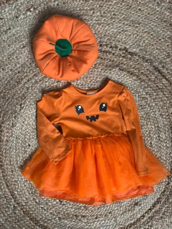 Déguisement citrouille chapeau robe + collant noir 12mois H&M tbe