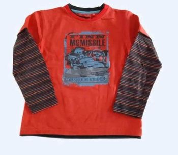 T-shirt  /  pull  DISNEY  cars 8 ans