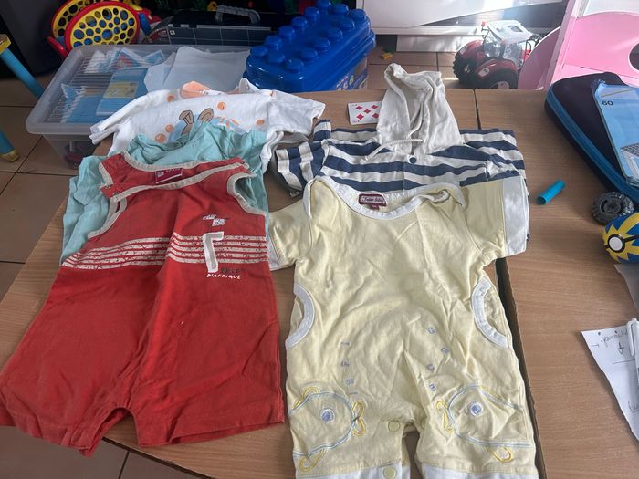 Carton de  50vêtements taille 6 mois - photo numéro 2