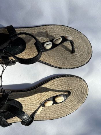 Tongs sandales taille 38