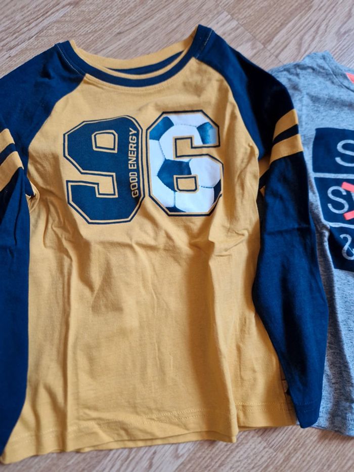Lot de t-shirt okaidi taille 5 ans - photo numéro 3