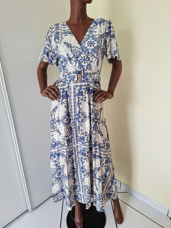 Robe longue taille S/M marque In April 1986