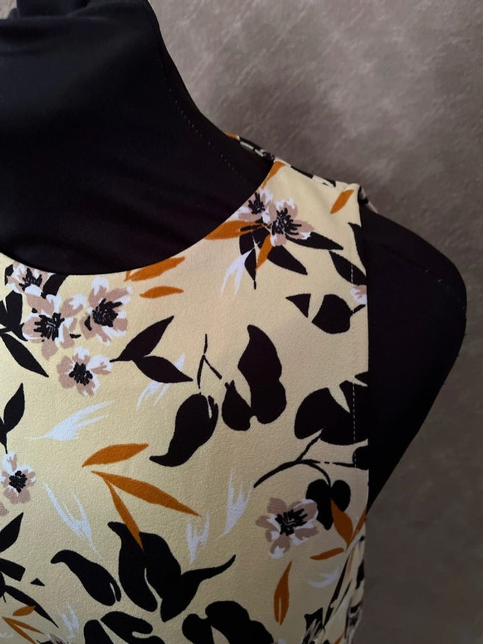 Débardeur jaune - photo numéro 5