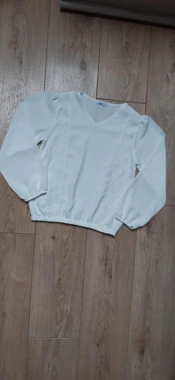 Tee-shirt/ tunique avec broderie écrue 10 ans neuve jamais portée