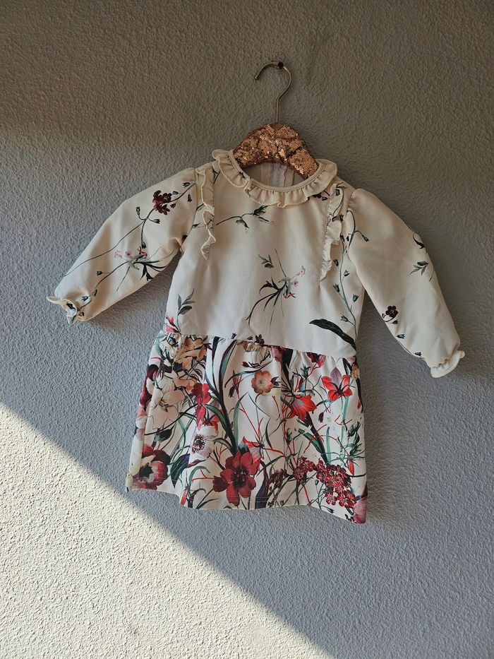 Robe fleurie pour fille - photo numéro 3