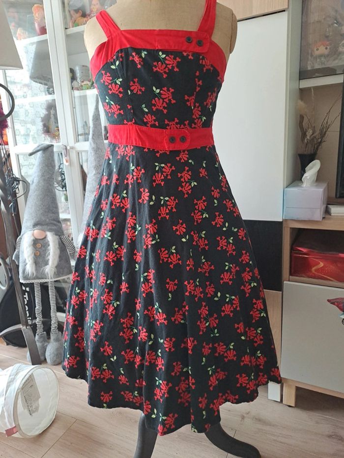 Magnifique robe pin-up