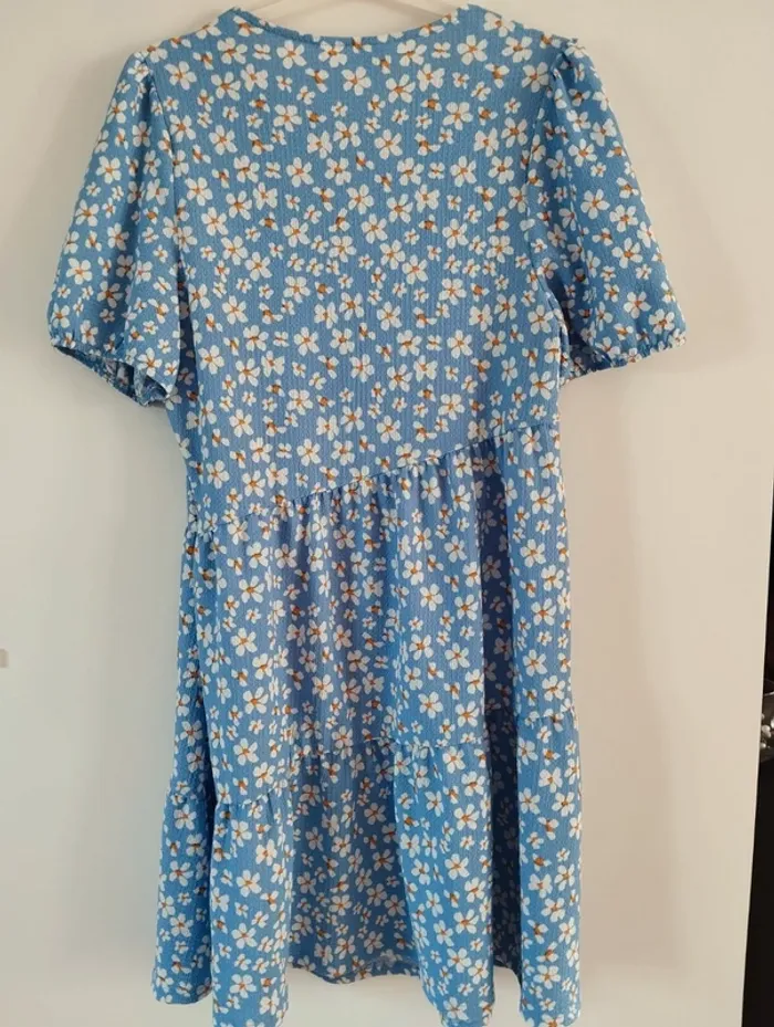 Robe fleurs - photo numéro 3