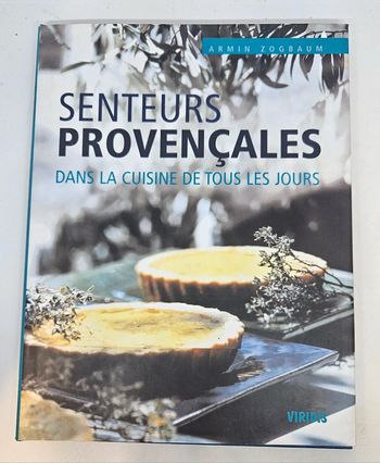 "Senteurs Provençales".
Viridis.
94 pages.
ISBN : 2.950306.08.7