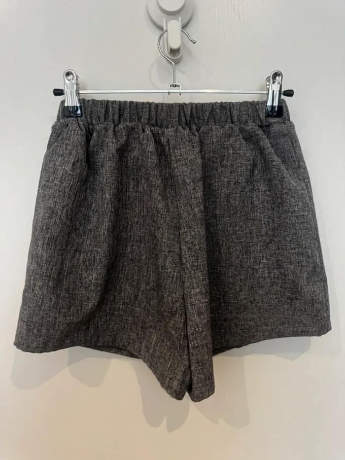 Jolie short hiver - photo numéro 4