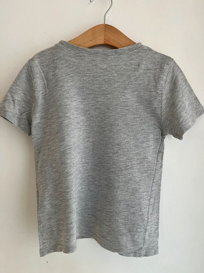 Tee shirt HetM 5/6 ans - photo numéro 2