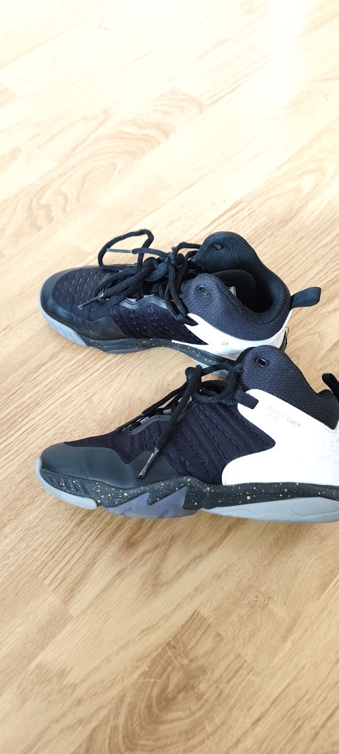 Chaussure de basket-ball - photo numéro 2