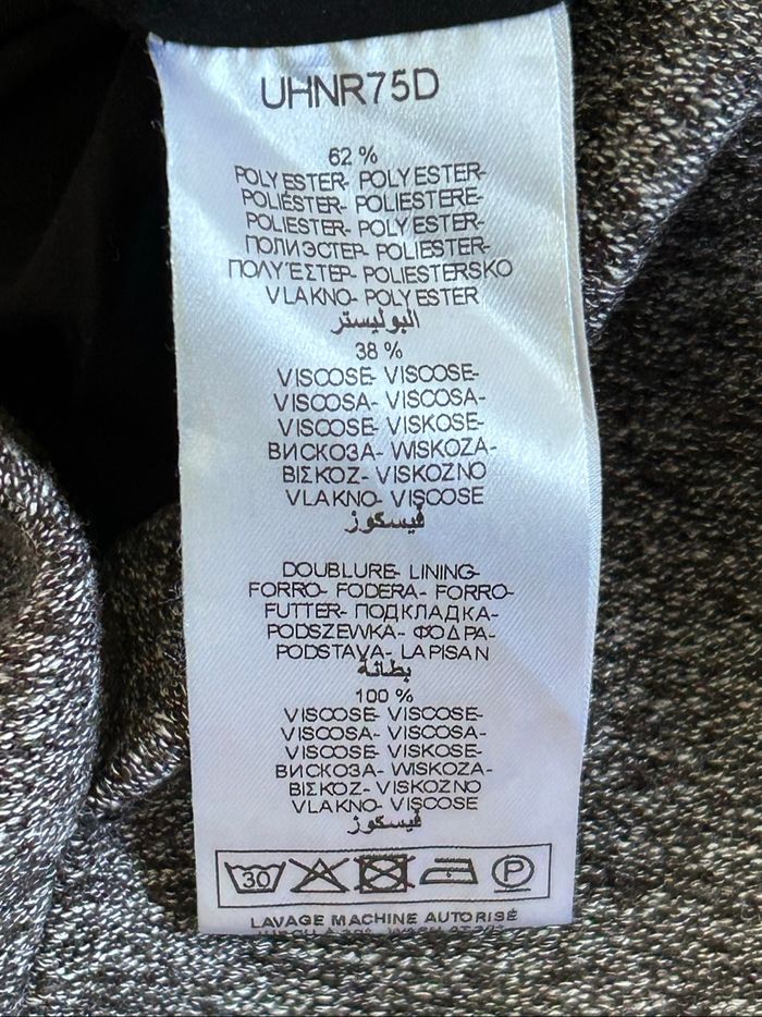 Robe grise et noire neuve à manches courtes Naf Naf taille 34 - photo numéro 10
