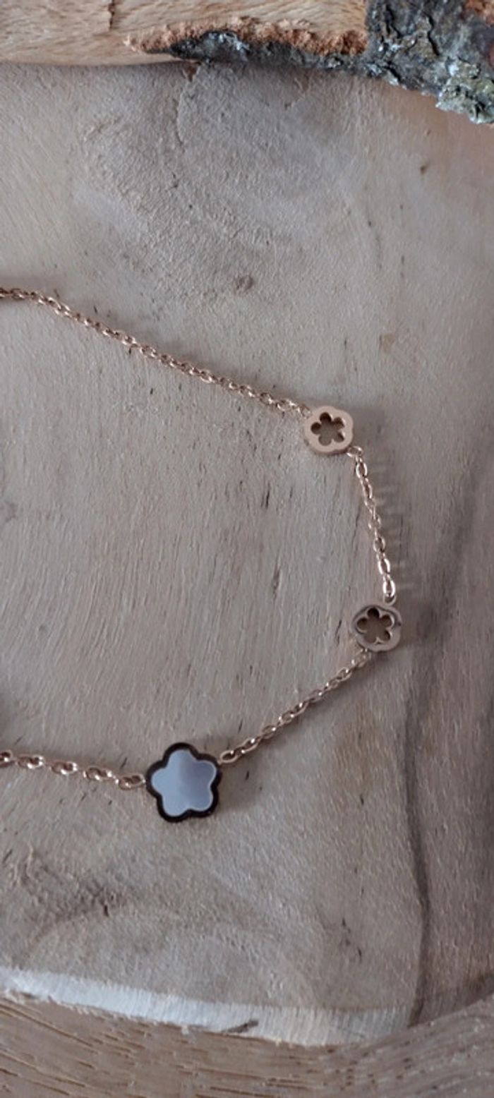 Bracelet fleurs - photo numéro 5