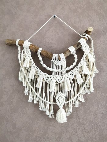 Macramé mural