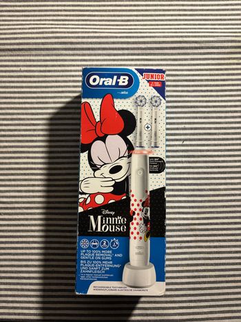 Brosse à dents électrique Oral-B édition Minnie
