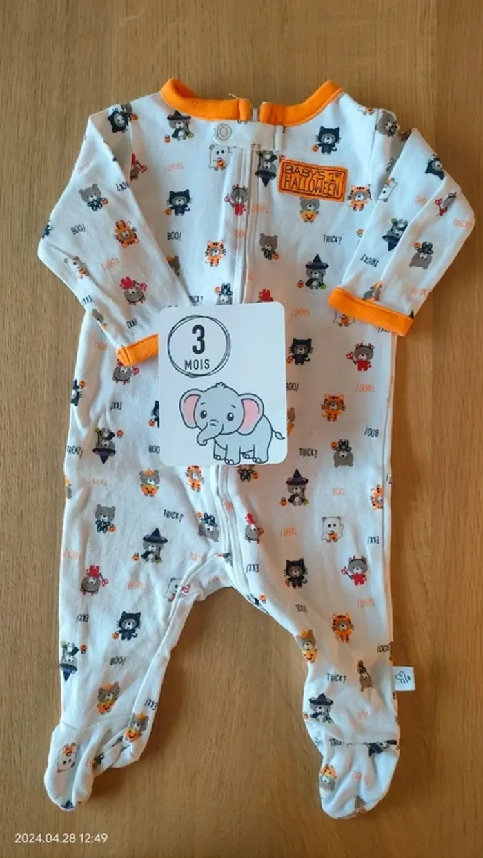 Lot 3 pyjamas 1 pièce - photo numéro 4