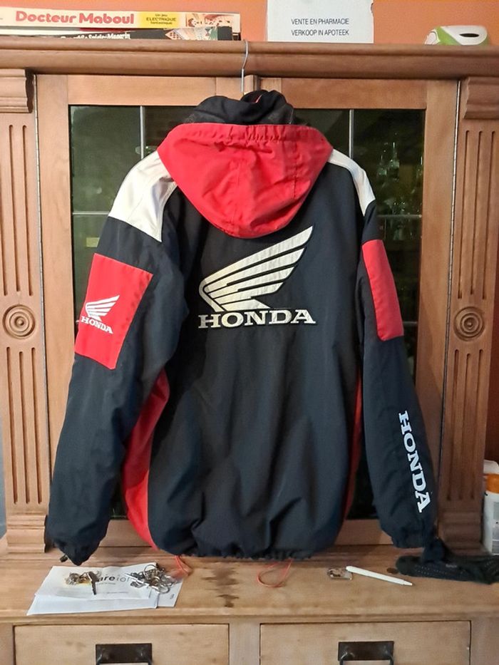 Veste de Motard avec capuche De la marque Honda en taille M