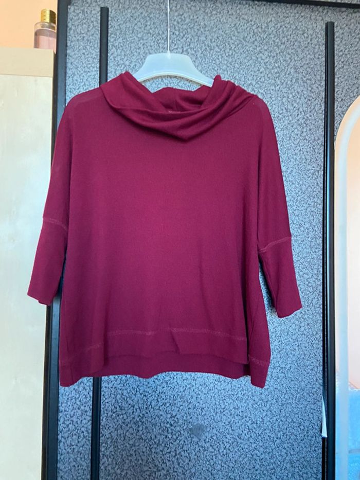 Pull col roulé bordeaux