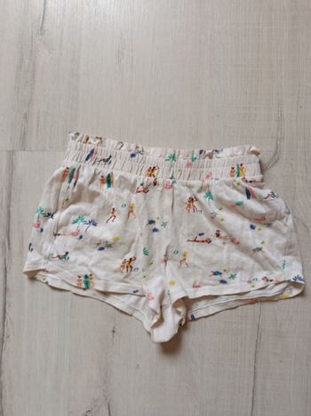 Short marque Kiabi taille 10 ans