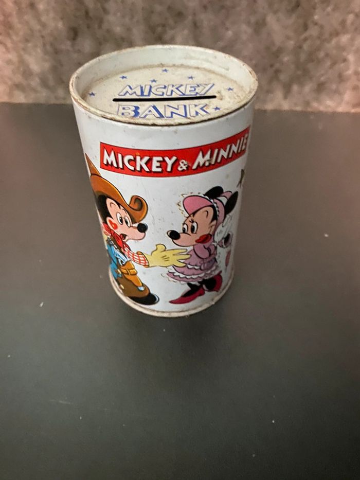 Pas d envoie avec homerr tirelire disney mickey vintage en métal