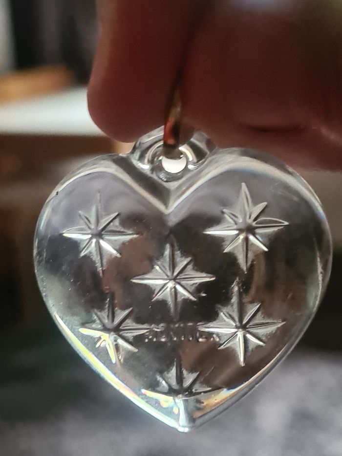 Pendentif. Cœur. Transparent. 4 x 4 cm