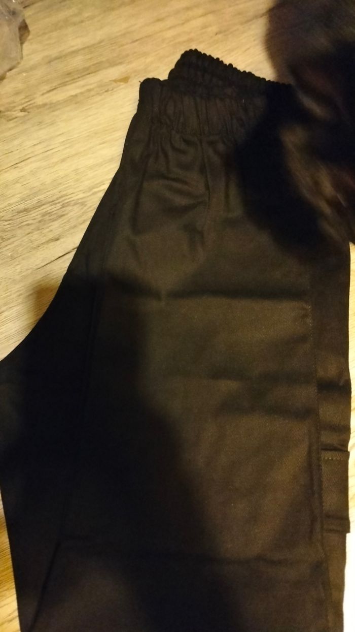 Pantallon - photo numéro 7