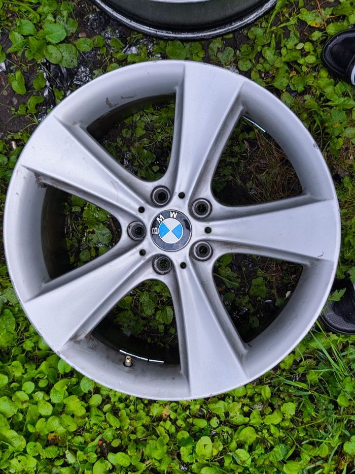 Jantes  bmw 128  en 19 pouces - photo numéro 6