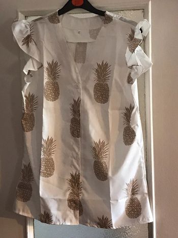 Haut blanc et dore ananas xl volant