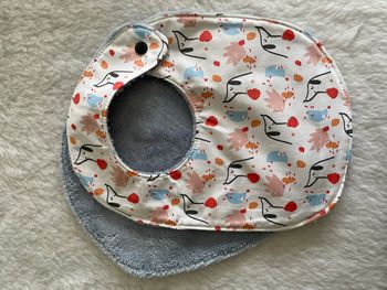 Bavoir baltique chien