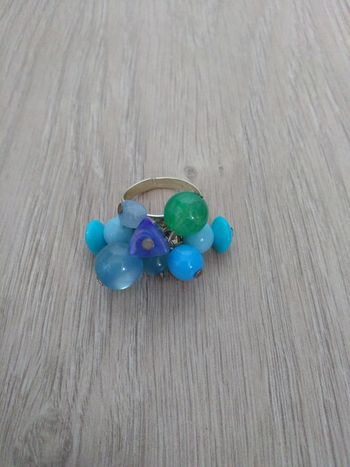 Bague ajustable bleue et verte