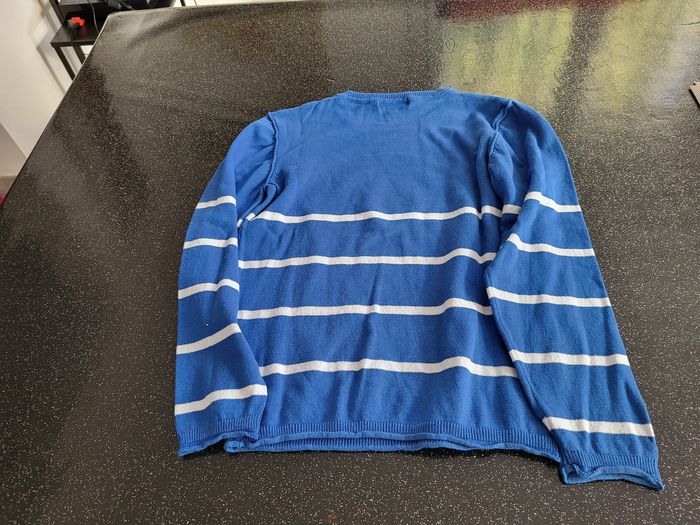 Pull 7/8 ans - photo numéro 3