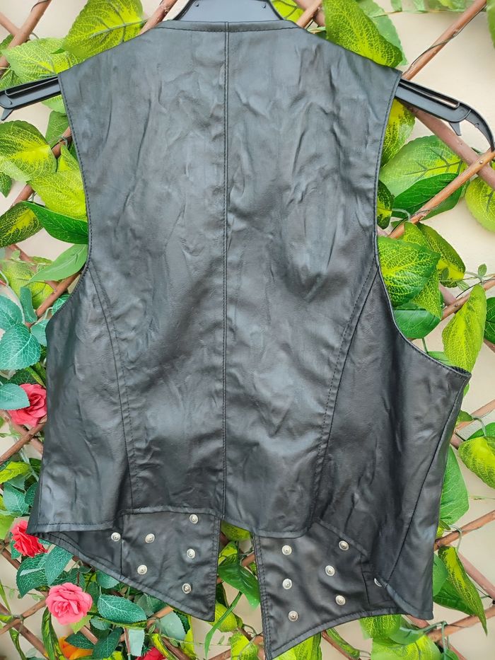 Veste sans manche - photo numéro 2