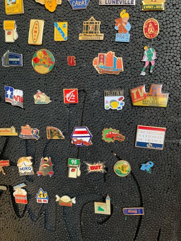 Lot de 92 Pin’s - photo numéro 5