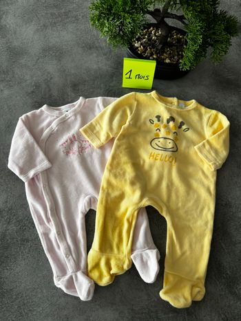 Lot 2 pyjamas neufs Z grain de blé Tex 1 mois