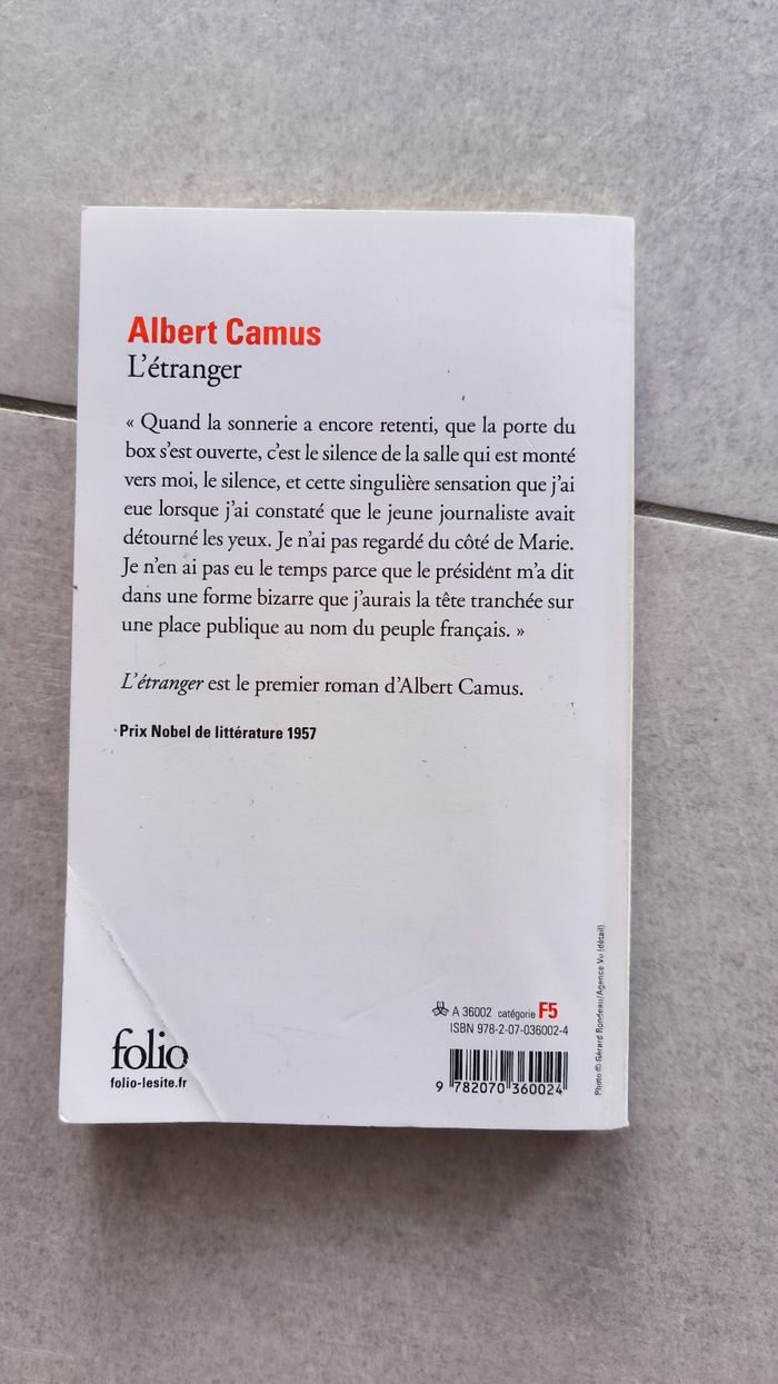 Livre scolaire - photo numéro 2